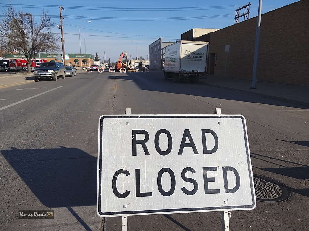 Road Closed to lift rafters      CSi photo